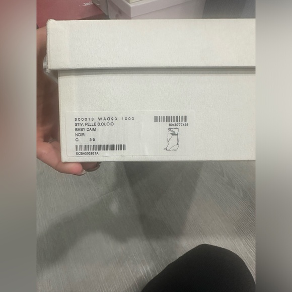 Vintage Balenciaga Suede Boot - Picture 2 of 9